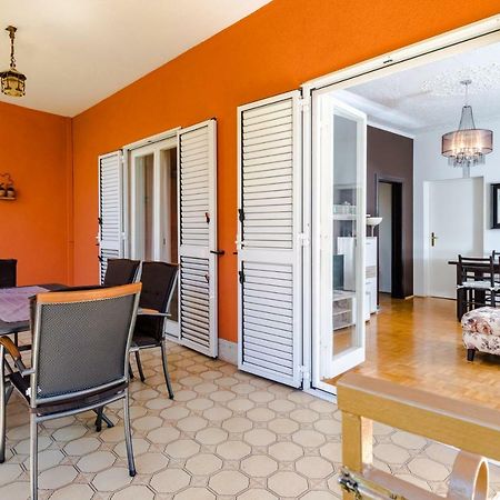 Apartment Yean Kaštela Екстериор снимка